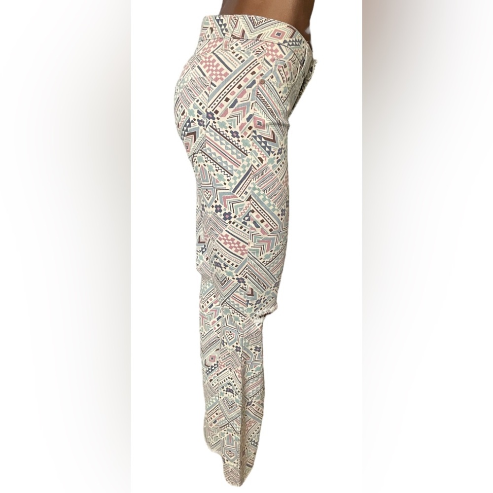 Design Lab Catalina Jeans - Picture 3 of 10